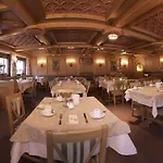 Hubertus 4*